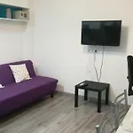 Apartment Temporary Hm *